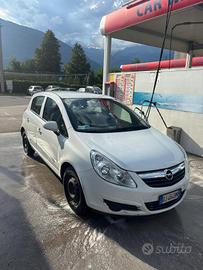 Opel Corsa 2007 65.000km Benzina