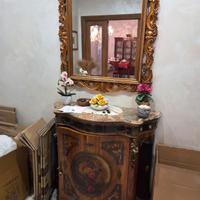 mobile ingresso con specchio