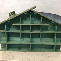 Casetta in legno da appendere al muro