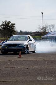 BMW E90 330i