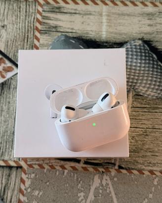 airpods pro- igenizzate e pronte all’uso