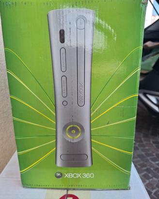 Xbox 360 Originale + 2 Controller + 10 giochi