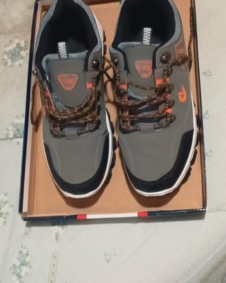 scarpe da camminata 