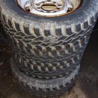 Cerchi e gomme Suzuki Samurai e Vitara