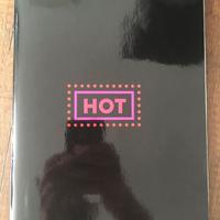 Catalogo mostra “Hot” a cura di Luca Beatrice