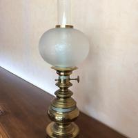 Lampada da tavolo vintage ottone