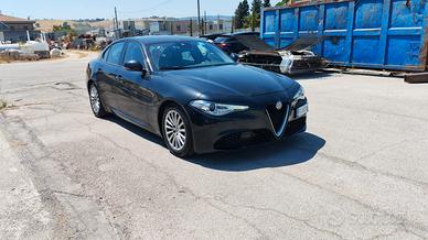 Alfa Romeo Giulia 2.2 Turbodiesel 180 CV Super