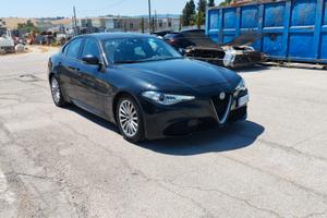 Alfa Romeo Giulia 2.2 Turbodiesel 180 CV Super