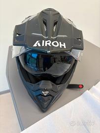 Casco Airoh Commander
