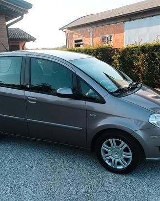 Molto bella e super economica Lancia Musa a GPL 