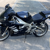 Yamaha yzf r1