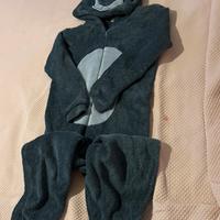 Tuta intera zip con cappuccio