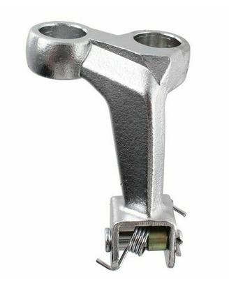 Staffa supporto pedana SX anteriore Supershadow