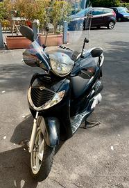 Honda SH 125i Iniezione-Nero-Anno 2005 -Euro 3