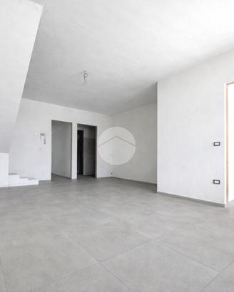 4 LOCALI A SONDRIO