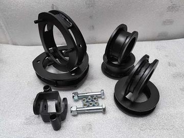 KIT RIALZO +4 CM – SUZUKI GRAND VITARA (1998–2005)