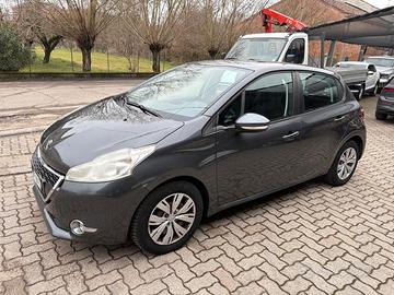 Peugeot 208 5 Porte 208 5p 1.4 hdi 8v OK NEOPATENT