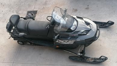 Motoslitta lynx 1300 4 tec