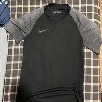 MAGLIA NIKE DA CALCIO tg. S