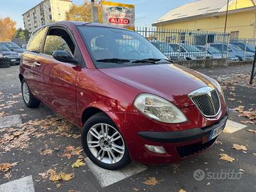 Lancia Ypsilon 1.2 Argento