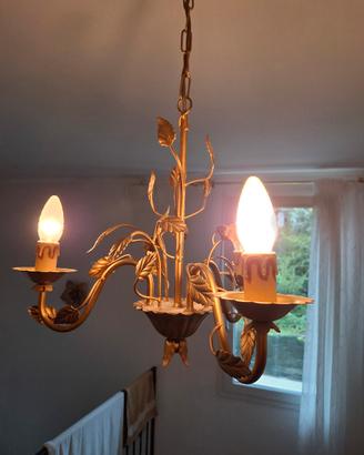 Lampadario foglia oro