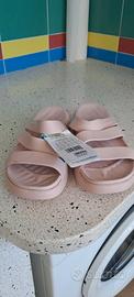 sandali Crocs 