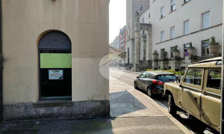 NEGOZIO A BERGAMO