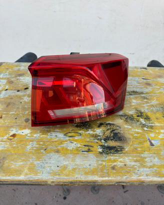 2GA945096fanale post. Vw Dx esternoLed t-roc 17>25