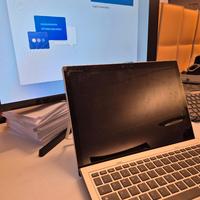 PC Hp Elitebook X2 G3 1013 2in1 display rotto