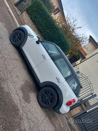 Mini Countriman 1.6 Diesel 