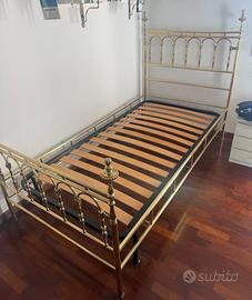 Letto in ottone
