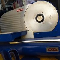 affettatrice elettrica 