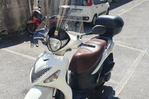 Suzuki Sixteen 150