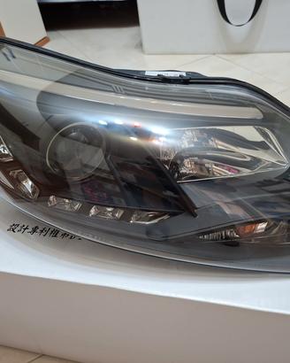 Ford Focus 2011 2014 fari anteriori a led 