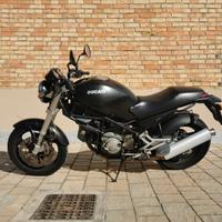 Ducati Monster 600 Dark