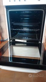 frigorifero e cucina gas