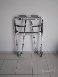 coppia carrelli per anziani 