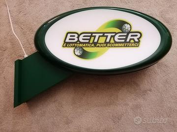 Insegna luminosa bifacciale 