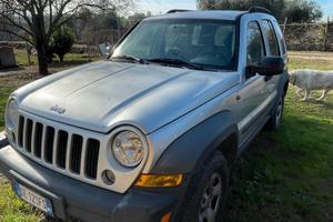 Jeep Cherokee 2.8 CRD