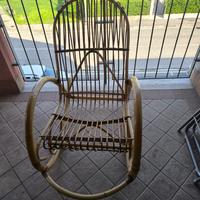 Sedia A Dondolo Vimini