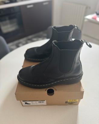 Dr. Martens Chelsea Boots Black Leather EU 43