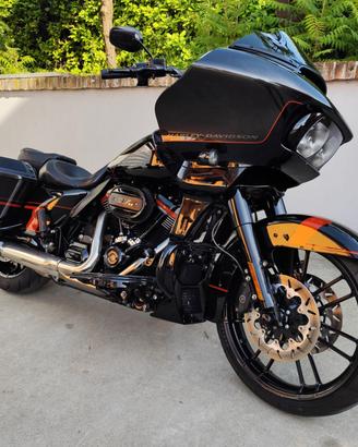 Harley-davidson Road Glide C.V.O. 117