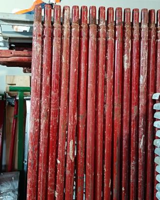 Ponteggio usato a singoli pezzi