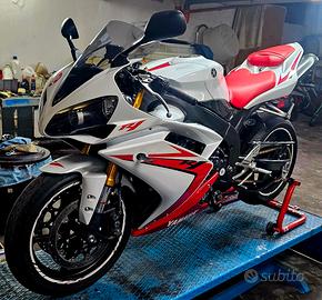 yamaha r1 08