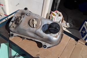 Serbatoio nudo suzuki an 250/400 burgman 98/02