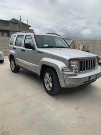 Jeep cherokee kk