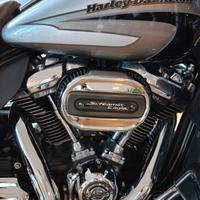 Harley-davidson CVO Electra Glide Limited FLHTKSE 