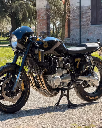 YAMAHA