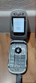 cellulare Motorola V235