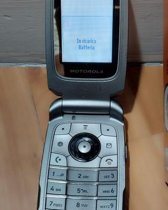 cellulare Motorola V235